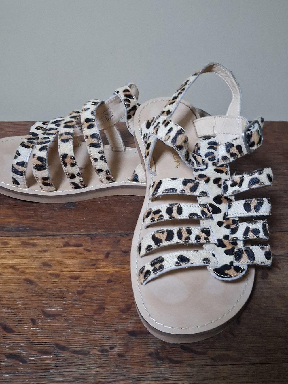 Mini Boden Girl's Leopard Print Fur Adjustable Straps Sandals; Size US 3.5